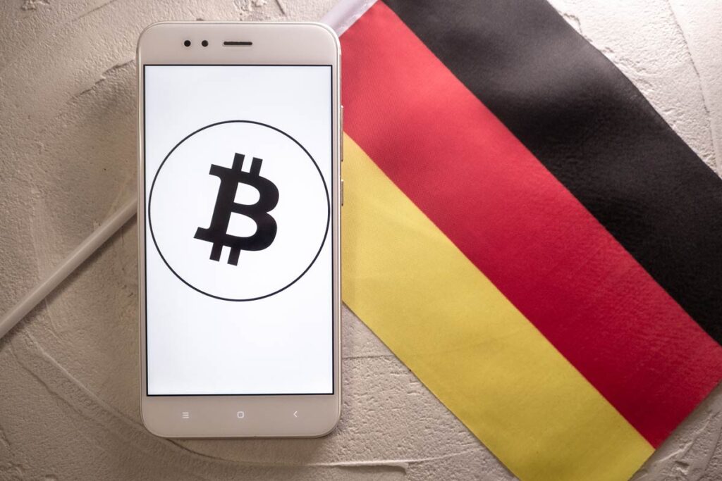 Büyük yatırım yöneticisi Almanya’daki yasa sonrası Bitcoin’i değerlendiriyor