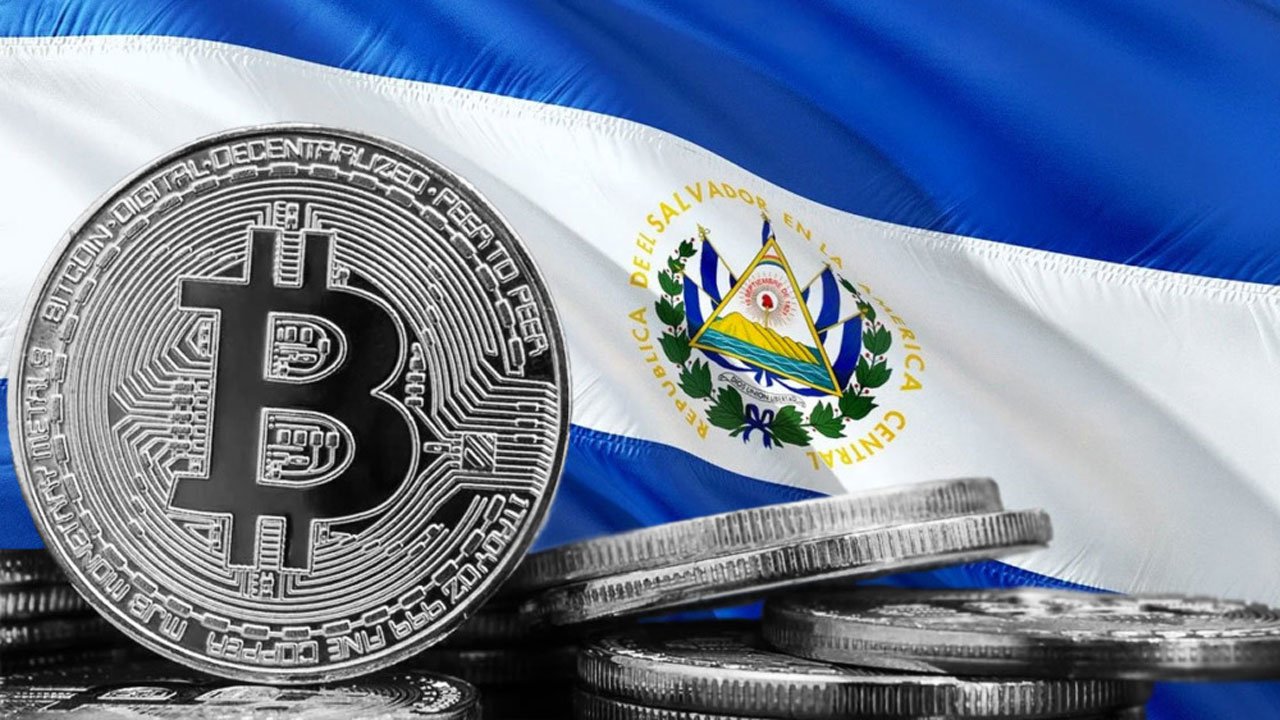 El Salvador Başkanı, Bitcoin (BTC) Madencilik Tesisi Görüntüleri Paylaştı