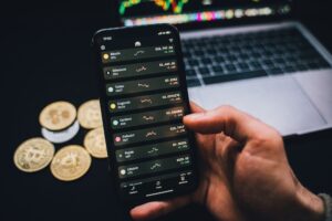 5 Kez Bilen Analist: Bu 3 Altcoin, Aralık’a Kadar 100 Doları Vuracak!