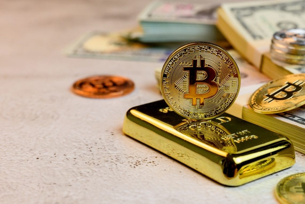 Altın ve Bitcoin İçin Destansı Tahmin: 1 ve 5 Yıl İçinde Bu Seviyeler!