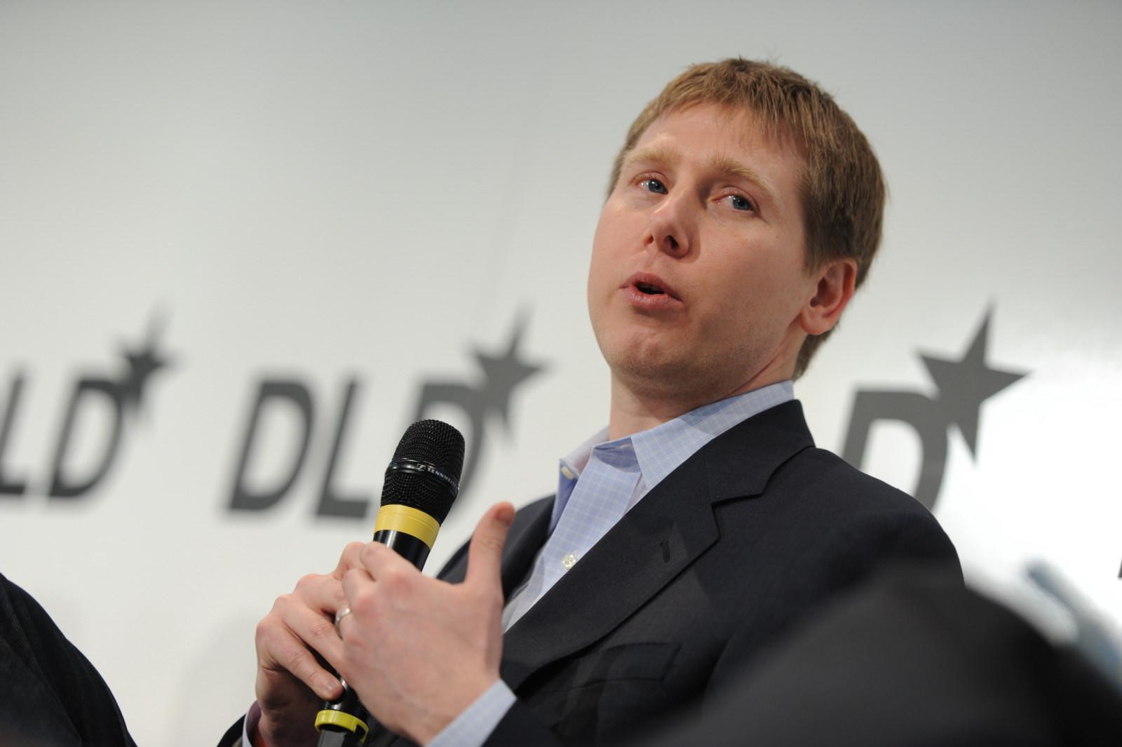 Barry Silbert, Grayscale Spot Bitcoin ETF’i İçin “Takipte Kalın” İfadelerini Kullandı