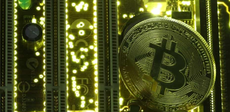 Bitcoin 65.815$’dan 8.200$ gerileyen 1 dakikalık mum grafiği oluştu