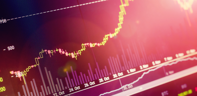 Bitcoin, ETH ve XRP Eriyor: Bu 5 Altcoin ise Göz Kamaştırıyor!