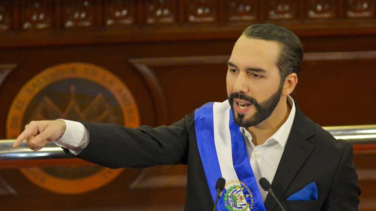 El Salvador Başkanı, 420 Bitcoin (BTC) Daha Satın Aldıklarını Duyurdu