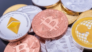 Kıdemli Trader, Sepetindeki 4 Coin’i ve Altcoin Tahminlerini Paylaştı!