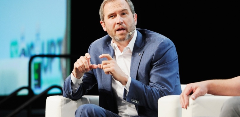 Ripple CEO’su Garlinghouse, SEC ve başkan Gensler’ı topa tuttu