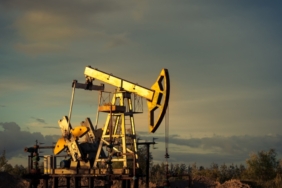 Rus petrol şirketlerinden alev gazıyla kripto para madenciliği talebi