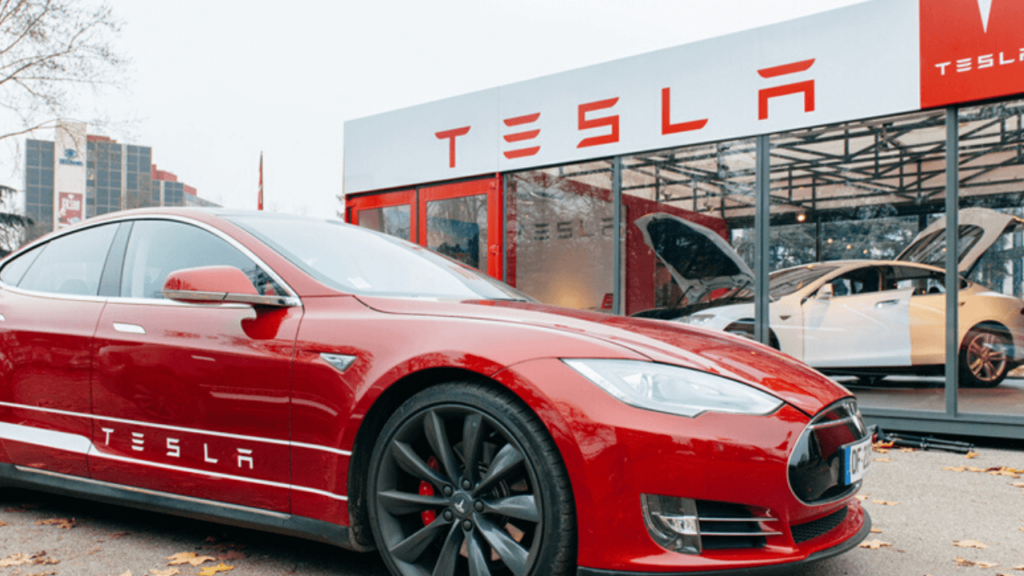 Tesla 3. Çeyrek Rakamlarını Açıkladı, Şirket Bitcoin (BTC) Tutmaya Devam Ediyor