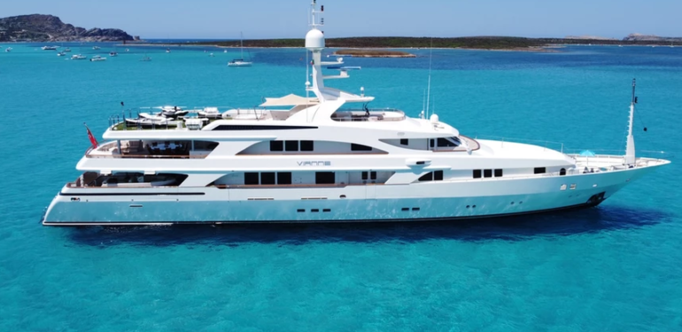 Dev yatını 10 milyon dolara satışa çıkaran zengin, kripto para ve NFT kabul ediyor