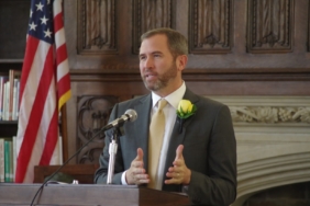 Ripple CEO’su Brad Garlinghouse, Dogecoin’i (DOGE) Eleştirdi