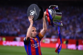 Ünlü Futbolcu Andrés Iniesta, İspanyol Düzenleyici Tarafından Uyarıldı