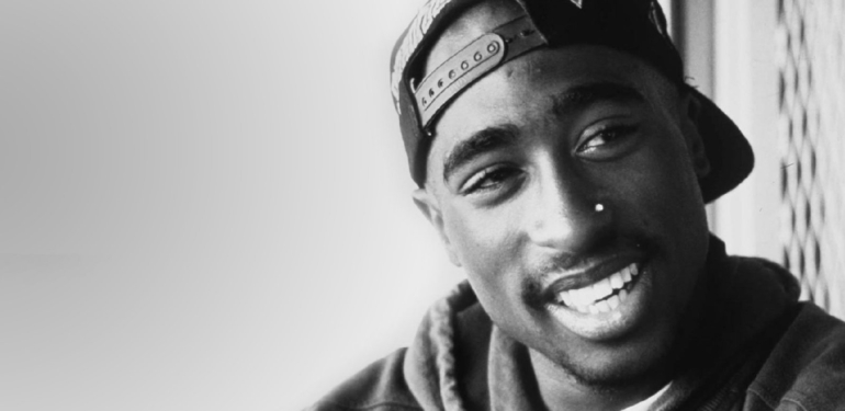 2Pac’ın Kişisel Mücevher Koleksiyonu, NFT Serisi Olarak Satışa Çıkıyor