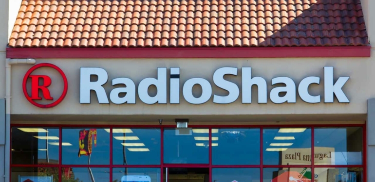 Elektronik Mağaza Zinciri RadioShack, DeFi ve NFT’lere Odaklanıyor