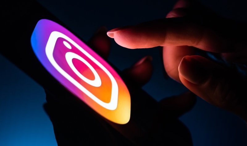 Instagram yöneticisi, NFT çalışmalarını doğruladı