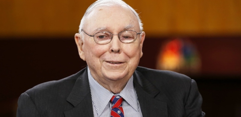 Warren Buffett’ın sağ kolu Munger’dan kripto para yorumu: Çin doğru yaptı