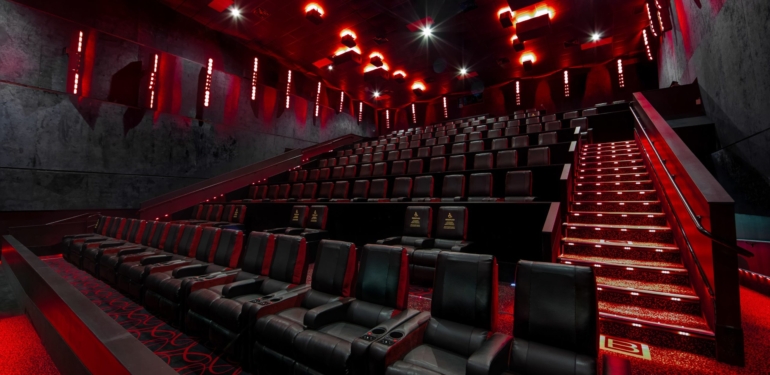 AMC, Mart Ayında Shiba Inu (SHIB) ve Dogecoin (DOGE) Desteği Ekleyecek