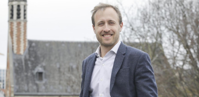 Belçika Milletvekili, 2022 Yılındaki Maaşının Tamamını Bitcoin’e (BTC) Çevirecek