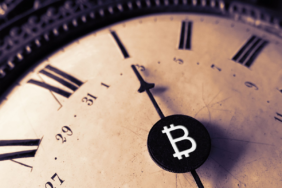 Bitcoin, Fed Toplantısı Öncesi 37.000 Doları Koruyor