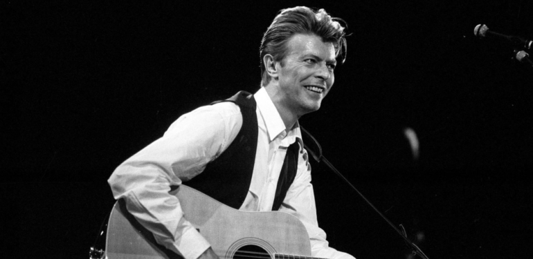 david-bowie-nin-nft-koleksiyonu-yayinlanacak - Crypto Turkey David Bowie’nin NFT Koleksiyonu Yayınlanacak