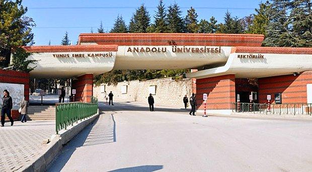 Anadolu Universitesi metaverse semineri