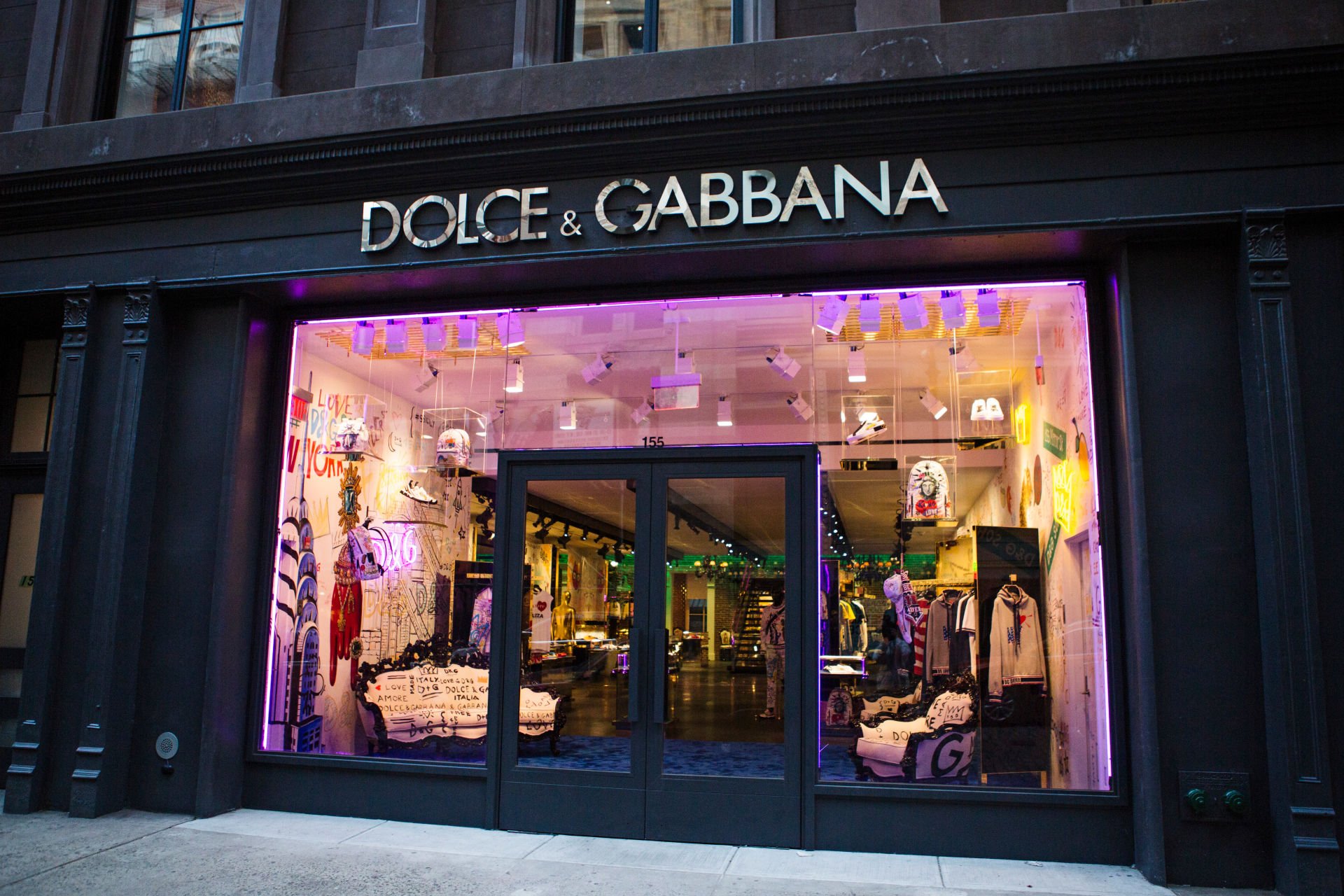 Dolce & Gabbana, Polygon (MATIC) Üzerindeki NFT Evrenini Genişletiyor