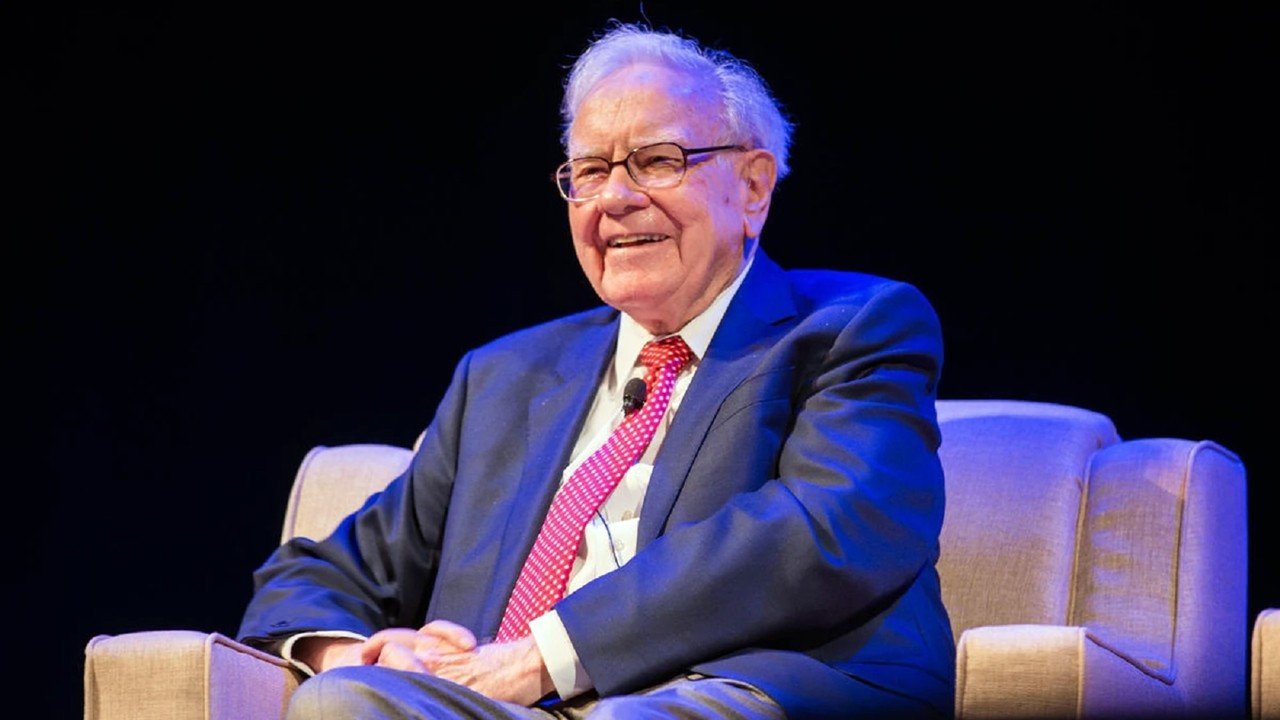 Kripto Karşıtı Warren Buffett, Bitcoin Bağlantılı Bir Bankaya Yatırım Yaptı