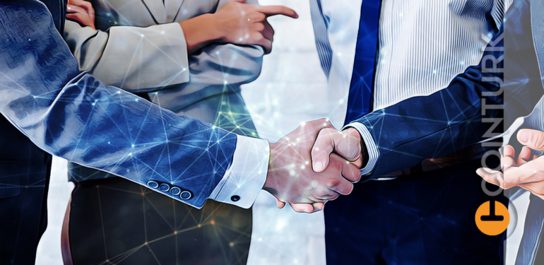 Lüks Moda Evi, Yeni Ortaklığını Duyurdu! NFT Koleksiyonu Geliyor