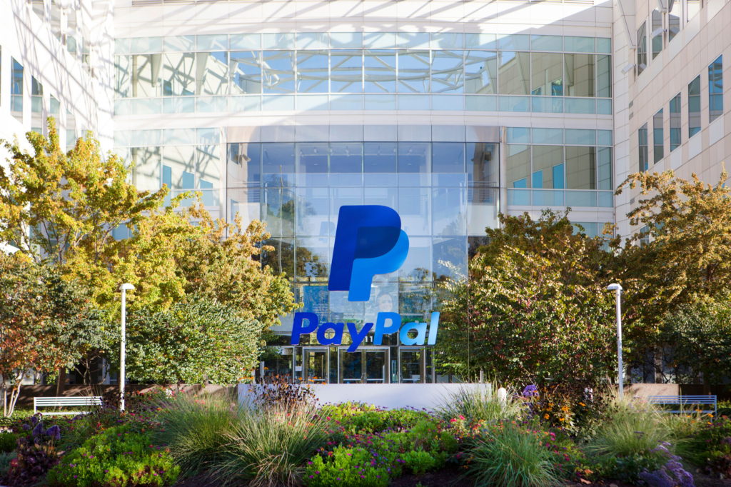 Ödeme Devi PayPal, Bazı NFT’leri Satıcı Koruma Programı Kapsamından Çıkardı