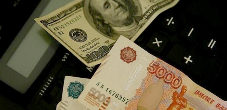 Rus Borsasında Rekor Düşüş Yaşanıyor, Dövize Müdahale Edilecek