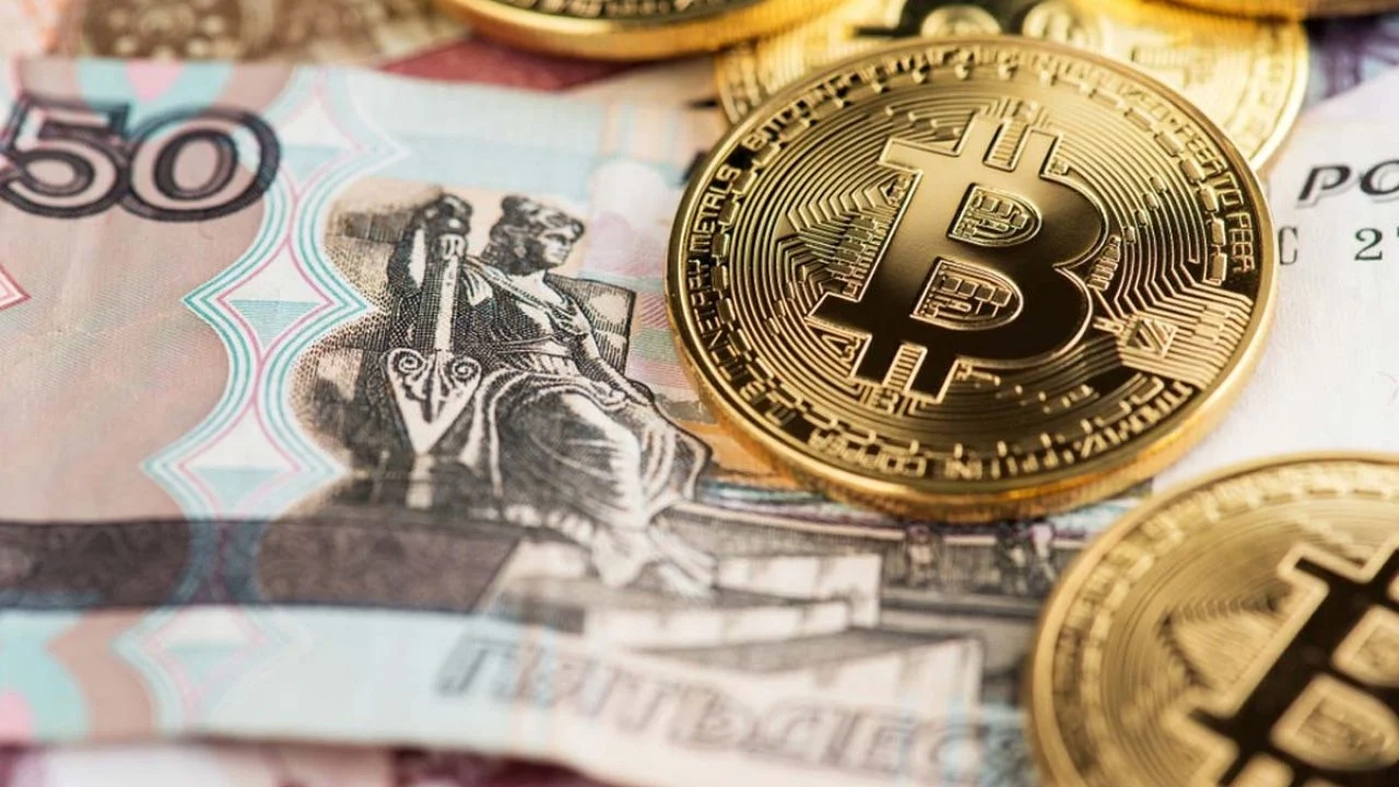 Rusya Merkez Bankası’nın Faizi %20’ye Çıkarmasıyla, Ruble-Bitcoin Hacmi 9 Ayın En Yüksek Seviyesine Ulaştı