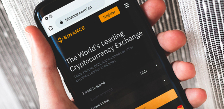 Binance’den Kritik Altcoin Duyurusu: 4 Delist, 5 Listeleme Var!