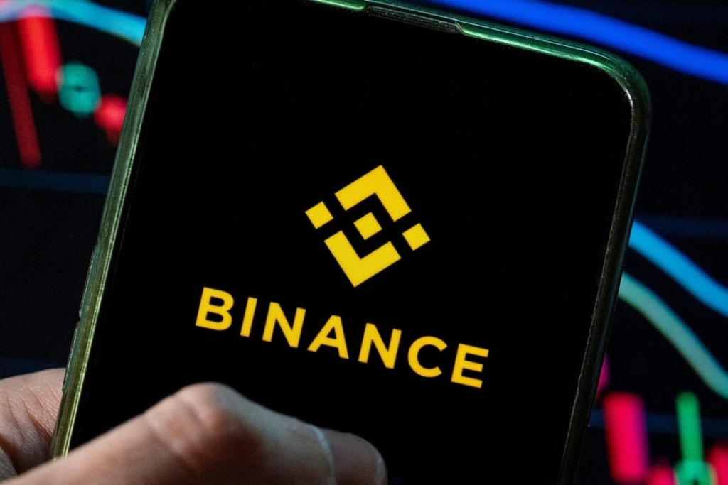 Binance, Ronin Ağında Para Yatırma ve Çekme İşlemlerini Askıya Aldığını Duyurdu