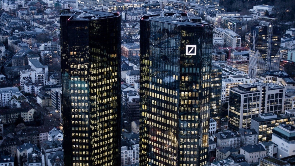 Deutsche Bank: NFT’ler Instagram ile Yaygınlaşabilir