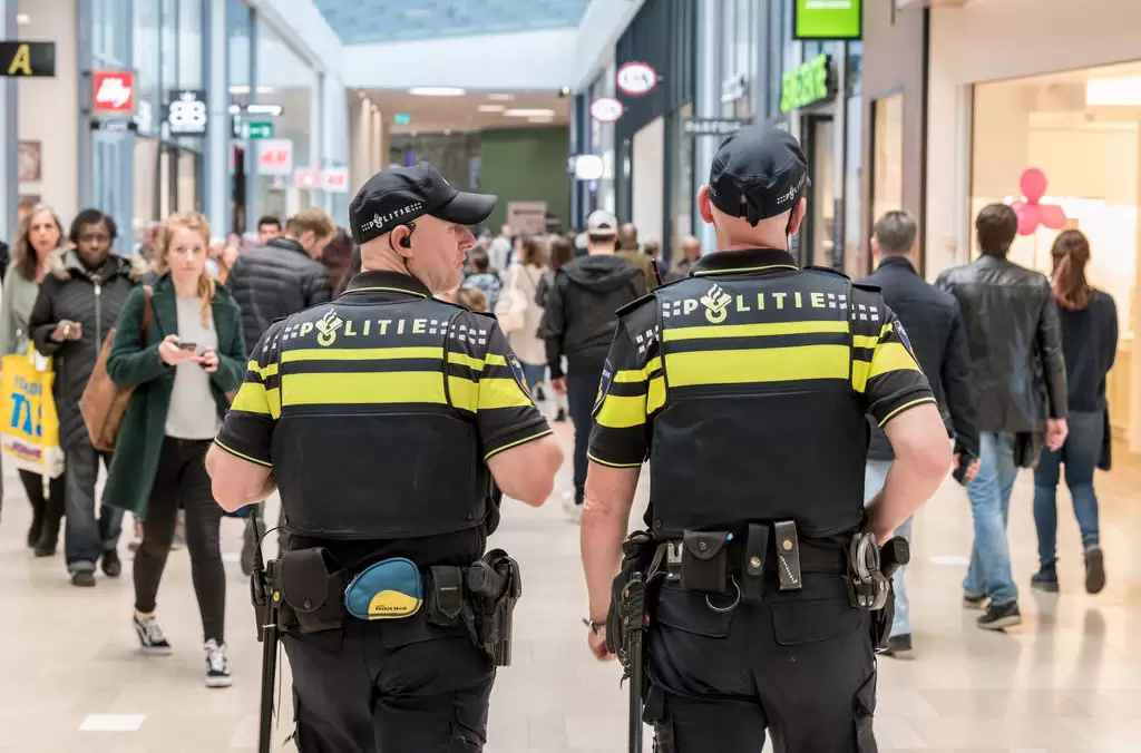 Hollanda Polisi Bir İlke İmza Atarak Suçluların NFT’lerine El Koydu!