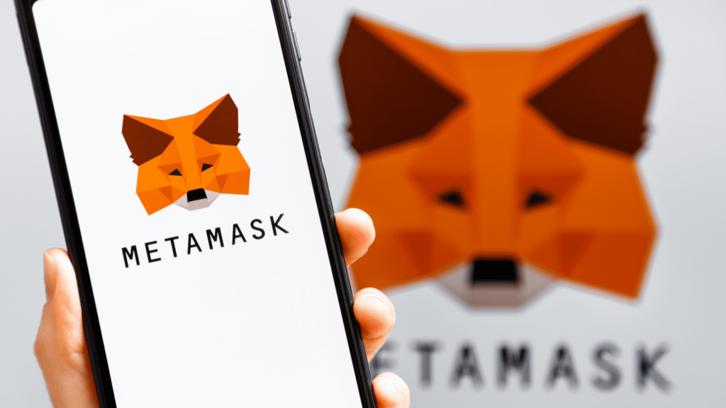 MetaMask, iPhone Kullanıcılarının Apple Pay ile Kripto Para Satın Almalarını Sağlıyor
