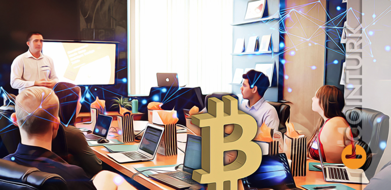 Bitcoin ve Bu 4 Altcoin’e Dikkat: Uzman İsmin Önemli Açıklamaları!