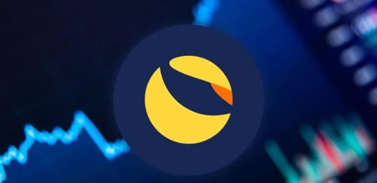 Fitch, Terra’daki Çöküşün Düzenleme Çağrılarını Hızlandıracağını Söylüyor