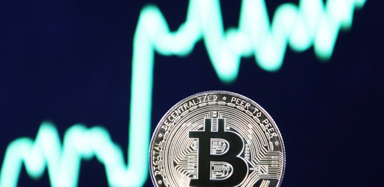 Bitcoin’de Alttan Alta Alımlar Sürüyor: Tarihi Korkuya Rağmen Rekor Kırıldı!