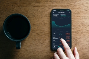Bitcoin Düşerken Türkler Bu Altcoin’lere Koştu: İşte Liste!