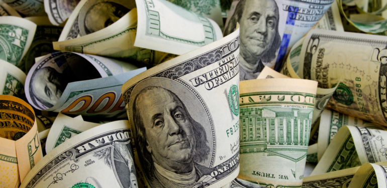 NFT Pazar Yeri Bedava Token Dağıttı: 100.000 Dolar Alan Bile Var!