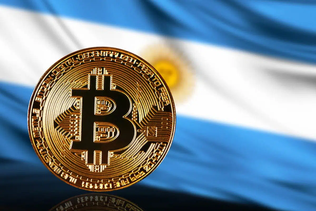 El Salvador’dan Sonra Sıra Bu Ülkede Mi? Ön Seçimleri Bitcoin Destekçesi Aday Kazandı!